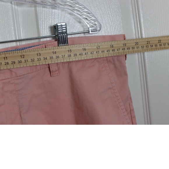 Tommy Hilfiger Shorts Mens Size 38 Pink Casual Chino Flat Front Summer - Picture 3 of 7